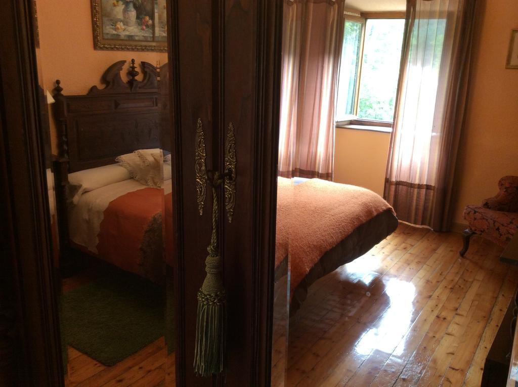 Caserio Maribel Apricano Chambre photo